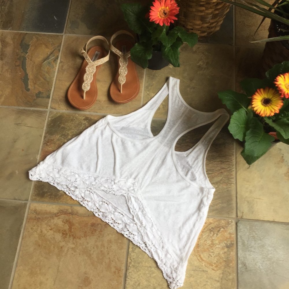 Hollister Flowy BoHo Tank W/Lace Trim (like NEW) - Picture 5 of 16